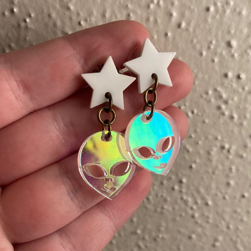 Iridescent Alien Rainbow Earrings 2000’s cyber